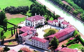 Villa D'Arco Apartment